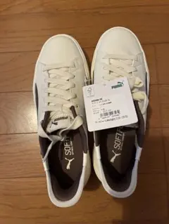 PUMA V COURT EASE IN スニーカー 22.5cm