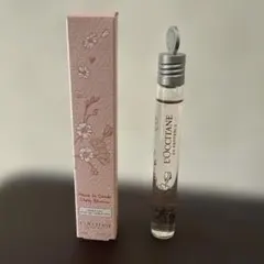 【ロクシタン】オードトワレロールタッチ／チェリーブロッサム 10ml 箱付き
