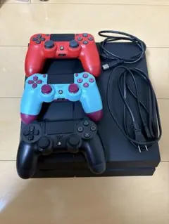 PS4本体とコントローラー3つセット
