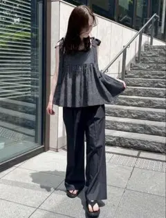 Mila owen ペプラムセットアップ