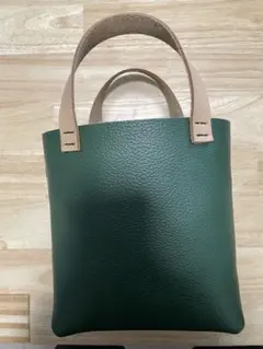 Item thumbnail for item aefa2b80-6ca2-4238-a4e9-8c7384f0c716