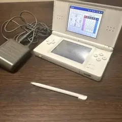 ニンテンドーDS Lite 本体 Nintendo ホワイト