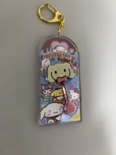 シナモンロール　シナモ　キーホルダー