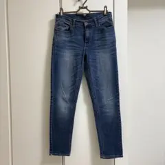 ナチュラルビューティーベーシック、ブルー スキニーデニム