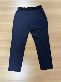 BEAMS ネイビー スリムフィット スラックスのサムネイル