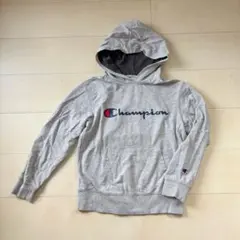 Champion グレー パーカー フード付き　140