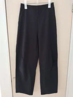 UNIQLO ジャージーカーブパンツ 黒