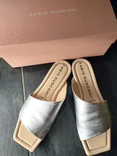 ★お値下げ【FABIO RUSCONI】 シルバーサンダル