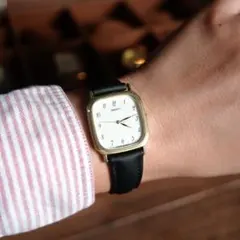 90s Vintage Seiko オクタゴンタンク アラビア文字盤 5P31 - メルカリ