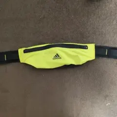 アディダスランニングポーチ
