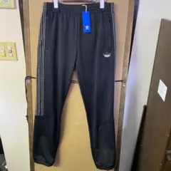【新品】adidas originals 3ストライプ トラックパンツ Lサイズ