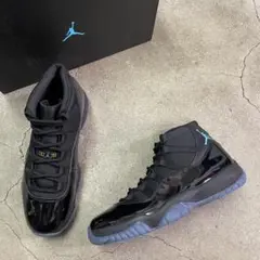 Jordan 11 Retro Cap and Gown 26.5 - メルカリ