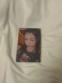 Lesserafim ウンチェ different メロクロ盤 トレカ