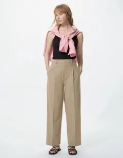 ユニクロ　タックワイドパンツ　ベージュS