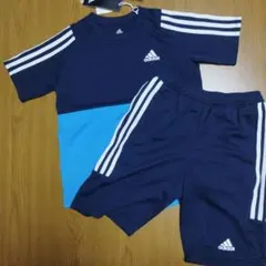 新品タグ付・adidas スポーツウェアセット 140cm ネイビー/青