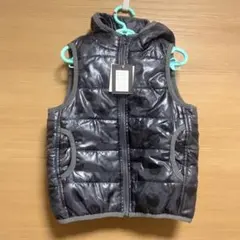 SHISKY ベスト　110cm アウター　ドット　黒　グレー　男の子　新品のサムネイル
