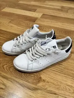 adidas Stan Smith ホワイト ネイビー