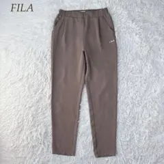 FILA フィラ センタータック テーパード パンツ モカグレージュのサムネイル