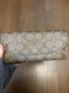 COACH ベージュ 長財布 ボタン ブラウン