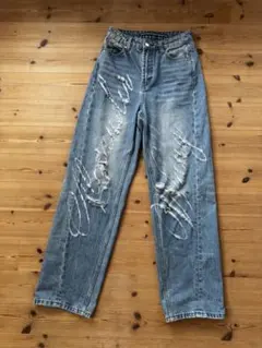 ALEXANDER WANG デニムパンツ ダメージ加工のサムネイル