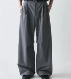 JUHA 2TUCK WIDE EASY PANTS 常田大希愛用ブランド JUHA 2TUCK WIDE EASY PANTS 常田大希愛用ブランド - メルカリ