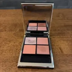 SUQQU シグニチャーカラーアイズ　136 色束　アイシャドウ