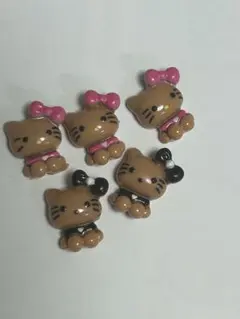 日焼けハローキティ ネイルパーツ 5個セット