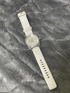 ディーゼル　ホワイトレザーアナログ時計