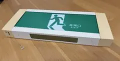 【製造年1989年】東芝避難口（小型）誘導灯 東芝ライテック株式会社のサムネイル