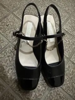 NUOVO ノーヴォ チェーンストラップ パンプス ブラック S