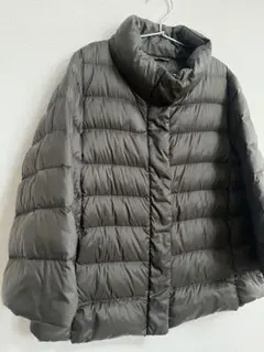 ユニクロ　ウルトラライトダウンジャケット　七分袖　カーキ　レディース　S