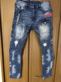 アイズフロンティア ダメージ加工スリムフィットデニムパンツ