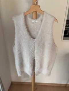 ローリーズファーム　 シャギーZIPベスト