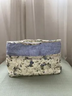 ローラアシュレイ バッグインバッグ