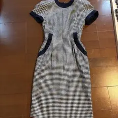 ミスアシダ⭐︎千鳥格子柄 半袖ワンピース 膝丈のサムネイル