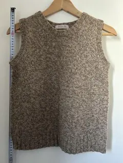 ベスト（毛100%）