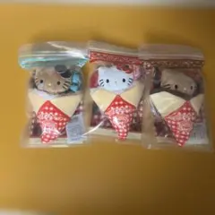 マリオンクレープ×ハローキティ コラボのぬいぐるみチャームBOOK