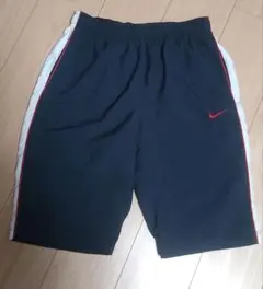 Nike ナイロンハーフパンツ ネイビー Mサイズ