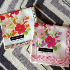 新品♡日本製♡Burberry バーバリー ハンカチ 2枚セット 花柄