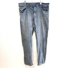 Item thumbnail for item 4a8a83ab-1186-4b6a-bdb7-71a73f3ba44f