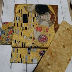 Item thumbnail for item c7ac6991-681e-4d59-bd9e-c618be7f75b0