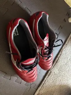 ミズノ モレリア サッカースパイク レッドのサムネイル
