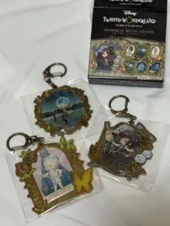 ツイステ メモリアルメタルチャーム