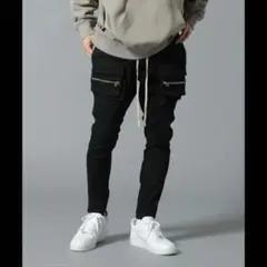 黒 ワークパンツ