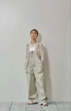 サロペット オーバーオール ベージュのサムネイル