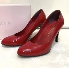 DIANA エナメル 赤 パンプス　ピンヒール well fit