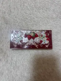 フラワーノーズ　ストロベリーロココ　アイシャドウパレット　02　スイートカヌレ