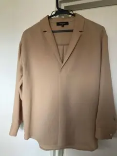 Demi-Luxe BEAMS スキッパーブラウス ベージュ 36のサムネイル