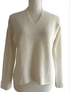【美品】BEIGE ベイジ ゴールドボタン Vネック ホワイトニット