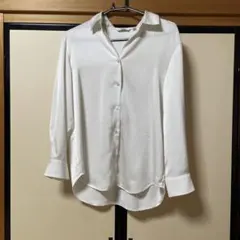 UNIQLO サテンブラウス ホワイト / M